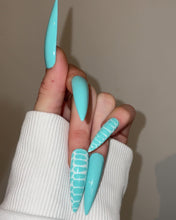 Load image into Gallery viewer, Bold Snake