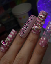 Load image into Gallery viewer, Queen Shine
