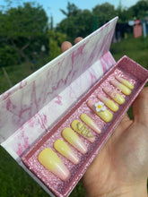 Load image into Gallery viewer, Summer
